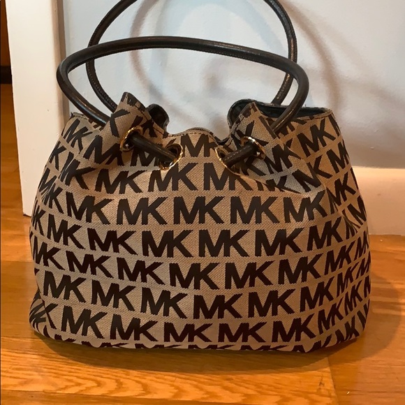 Michael Kors woman’s hand bag - Picture 4 of 5